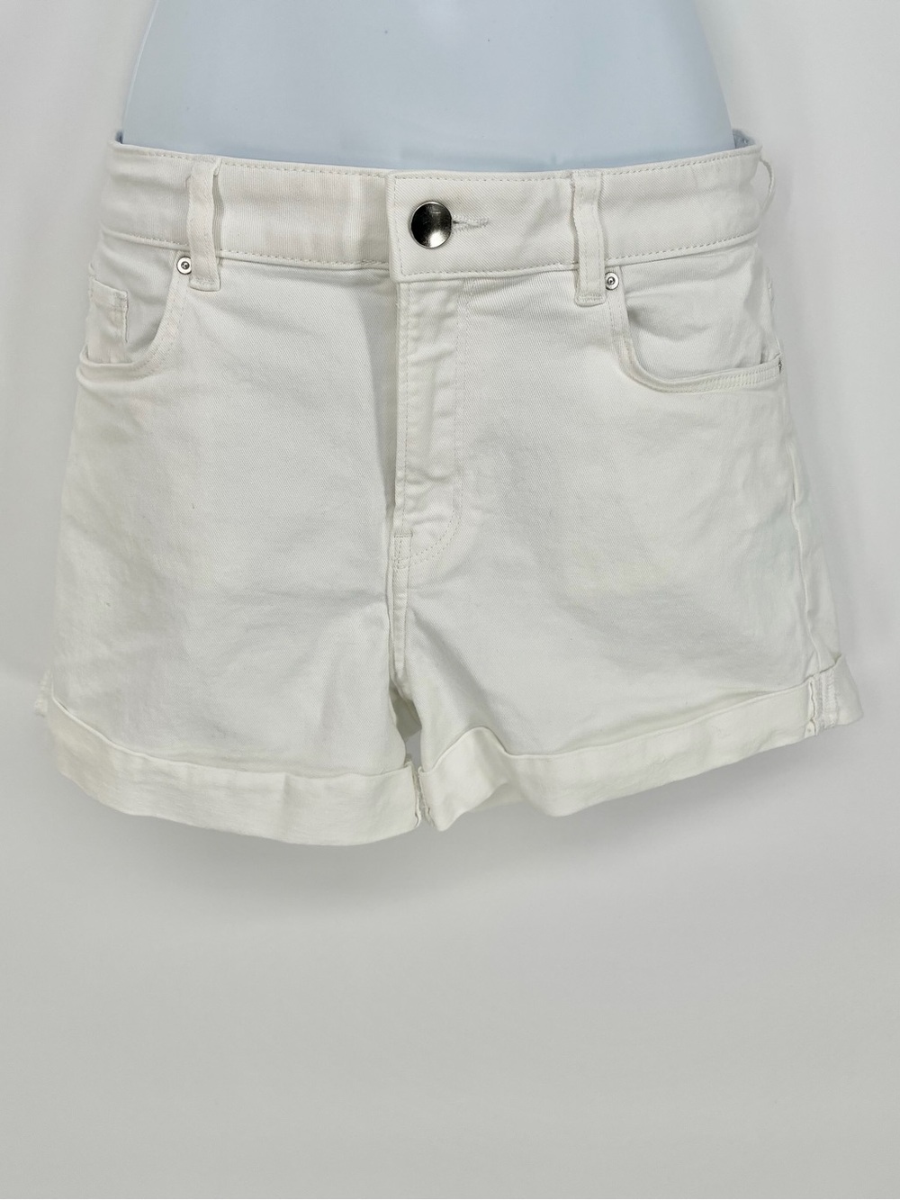 H&M White Denim Cuffed Hem Jean Shorts Size 4